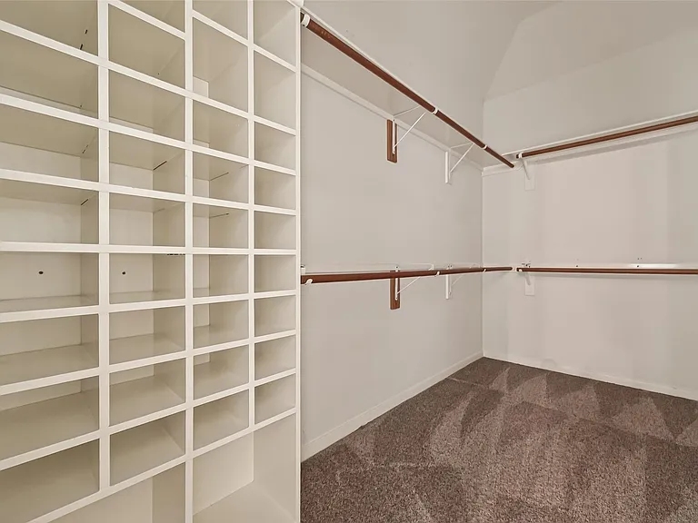 4702 Autumn Orchard Ln — Photo 29