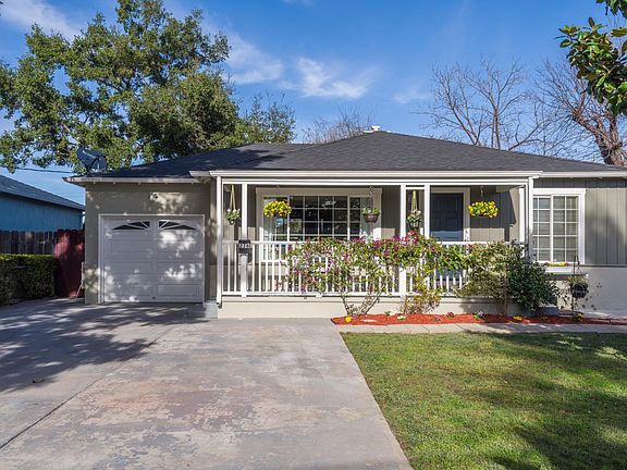 2nd image of 216 Azalia Dr
