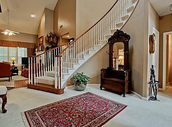4th image of 6909 Eagle Vail Dr