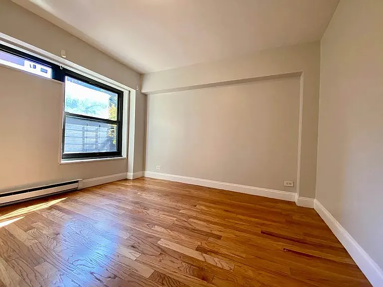 410 Saint Nicholas Ave #3G — Photo 8