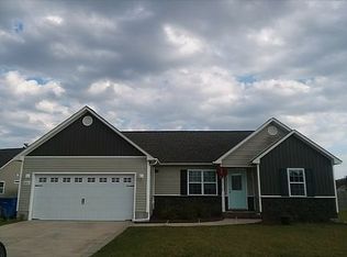 204 Lockwood Ct, Hubert, NC 28539