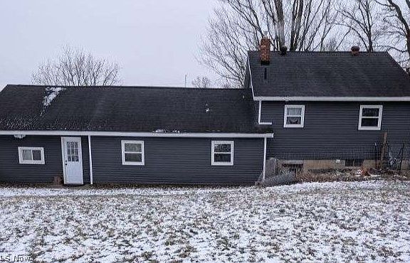 4th image of 3915 Orchardview Dr SE