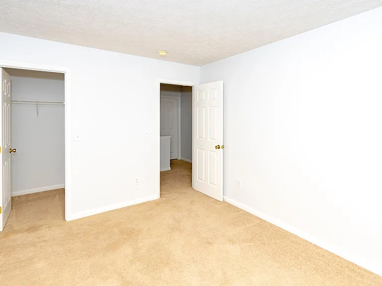 2934 Zareba Dr — Photo 3