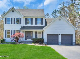 370 Nighthawk Ln, Jackson, NJ 08527