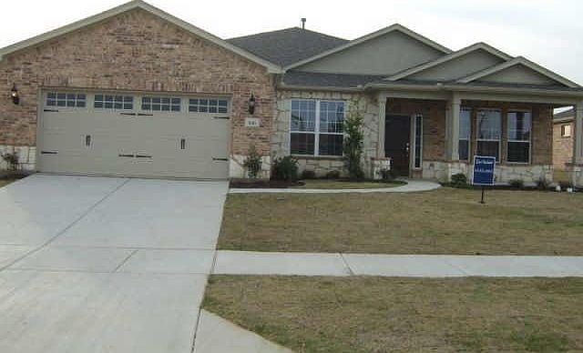 1st image of 846 Carrington Greens Dr
