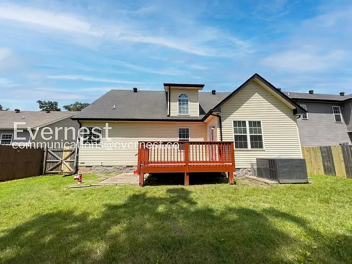 3655 Fox Tail Dr — Photo 22