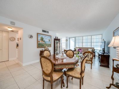 231 174th Street #1911, Sunny Isles Beach, FL, 33160