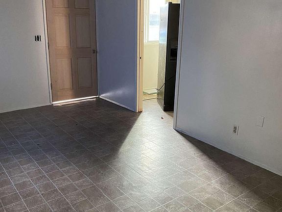 4th image of 3534 E 7th St