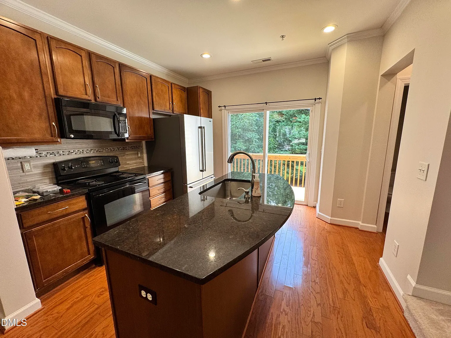 Studio, 3.0 bath, $1,995 — Photo 4