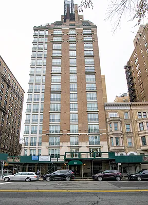 Sold by FirstService Realty (legacy) | media 10