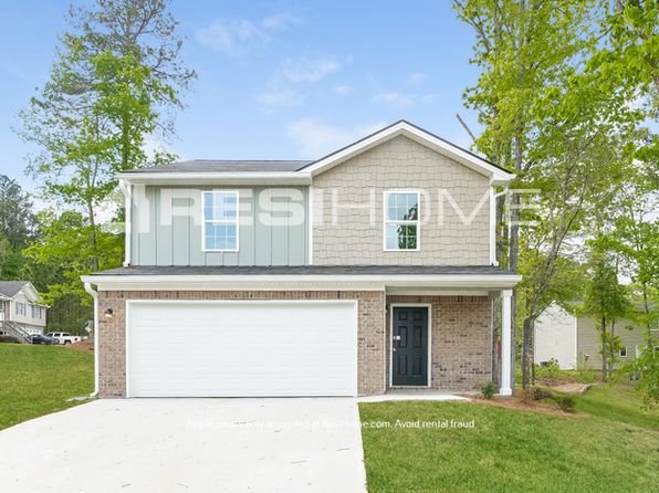 400 Robin Hill Ln