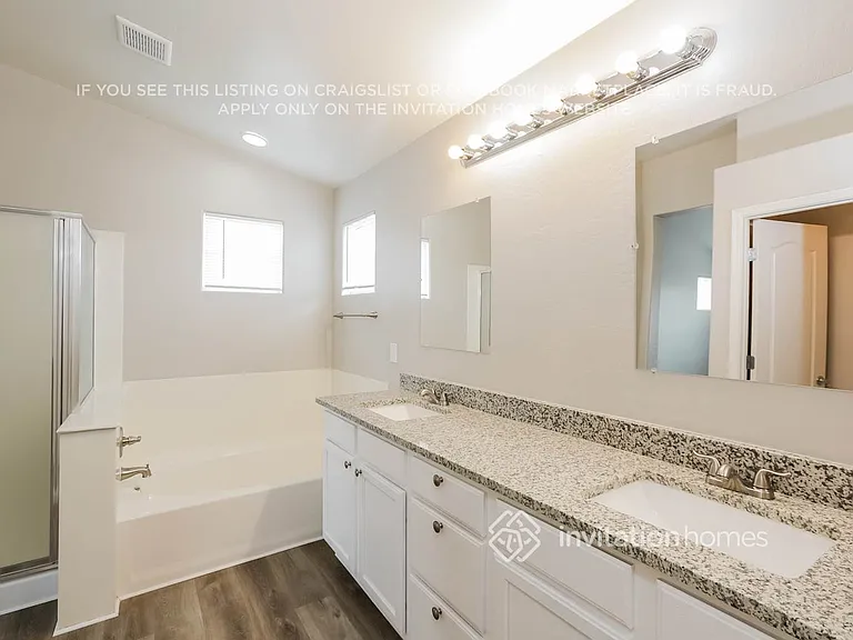 7233 S 39th Way — Photo 12