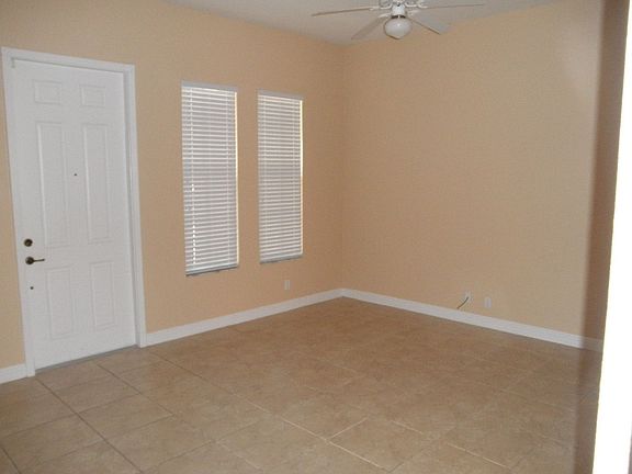 2nd image of 810 NW 82nd Pl