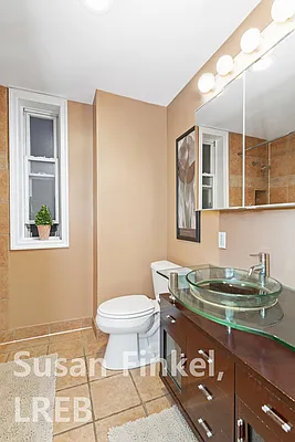 Rented by Susan Finkel, LREB | media 16