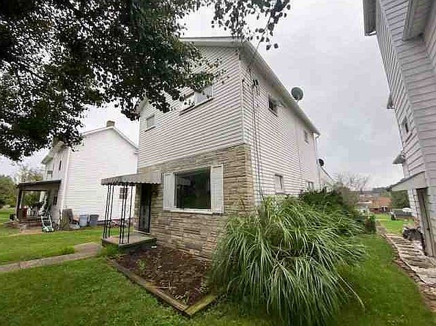 1st image of 21 N Brady St