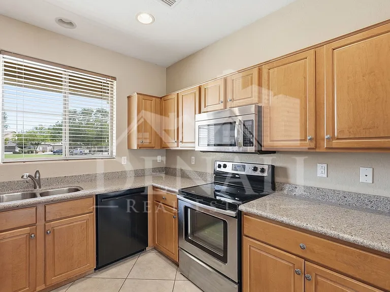 18184 N Calacera St — Photo 5