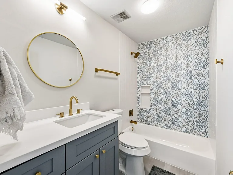 1116 Bering Dr #25 — Photo 40