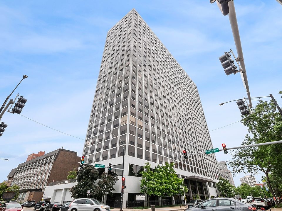 1st image of 4343 N Clarendon Ave APT 1212
