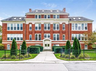 Broadway School, Stonington, CT 06355
