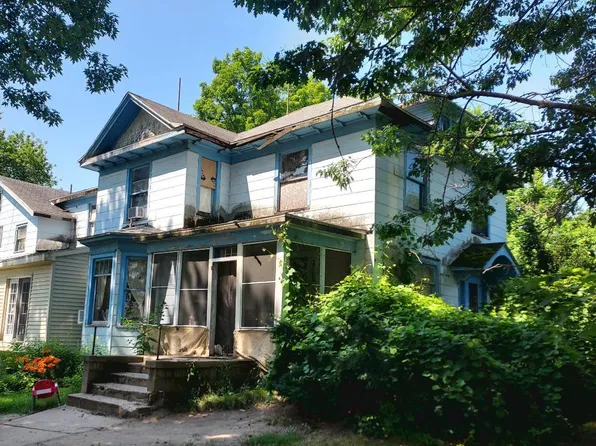 7780 Red Arrow Hwy, Watervliet, MI 49098