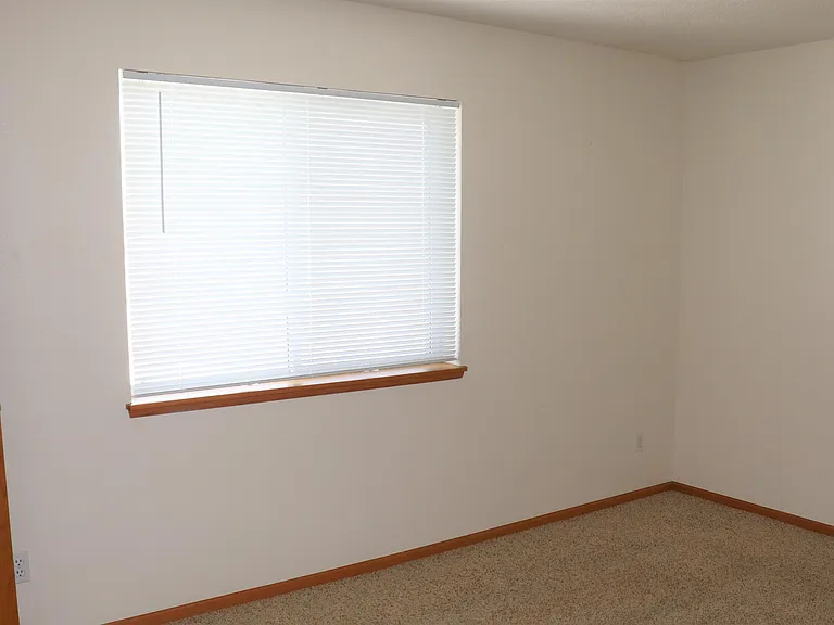 3507 Queen Dr - 7 — Photo 24