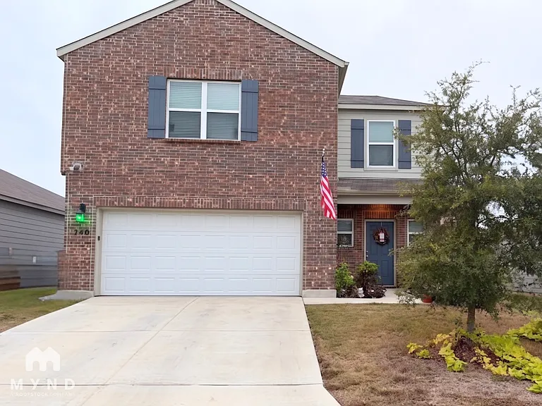 246 Savage St — Photo 1