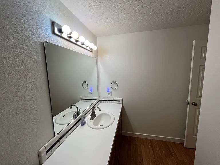 4845 Heath Way — Photo 12