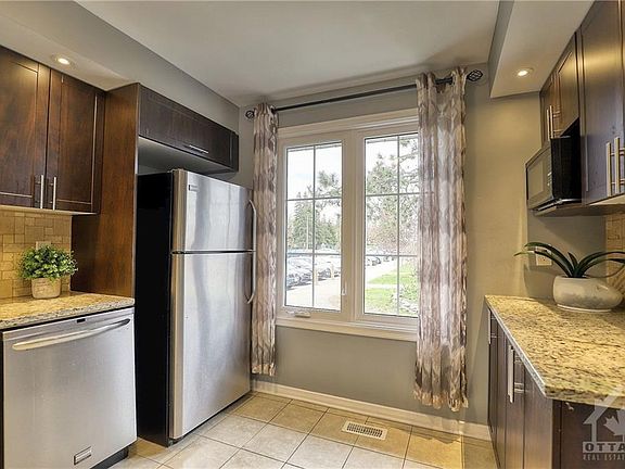 3rd image of 89 Monterey Dr