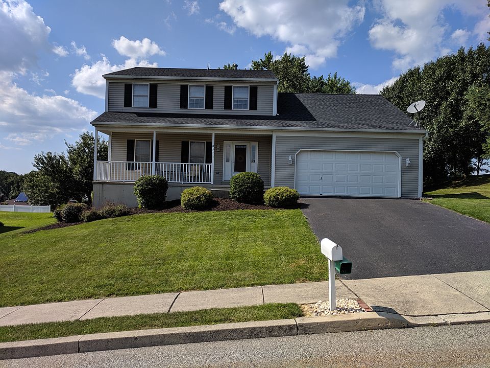 1st image of 311 Dogwood Ln