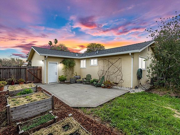 2nd image of 236 Gregory Lane