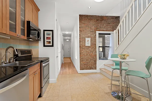 Sold by Compass | media 4