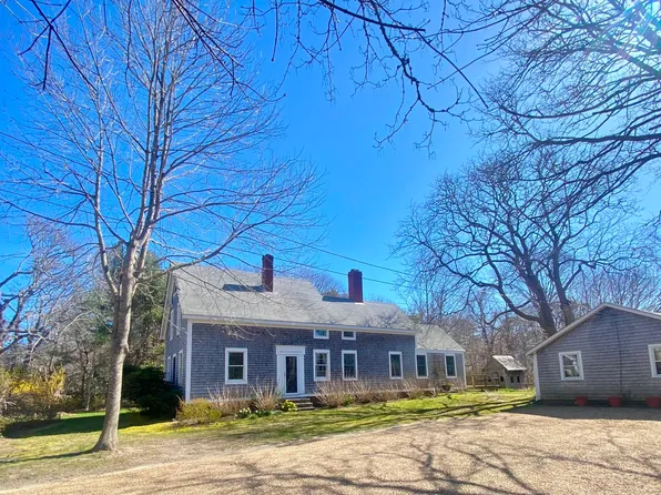 670 State Rd, West Tisbury, MA 02575