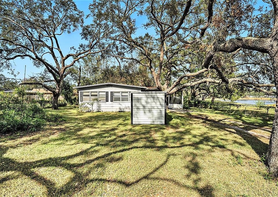 1st image of 715 W BOUGAINVILLEA AVENUE