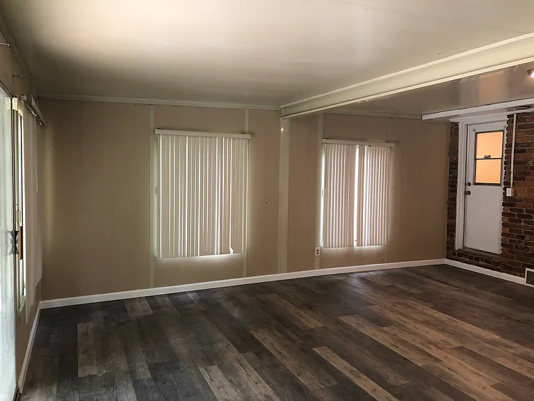 1165 Sharonton Dr — Photo 3