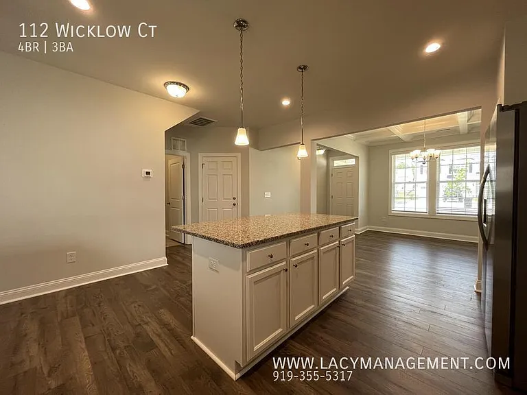 112 Wicklow Ct — Photo 8