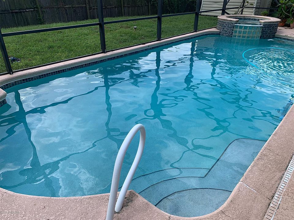 1st image of 2871 Palisades Dr SE