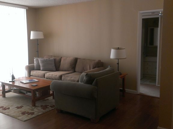 2nd image of 5429 Newcastle Avenue #107