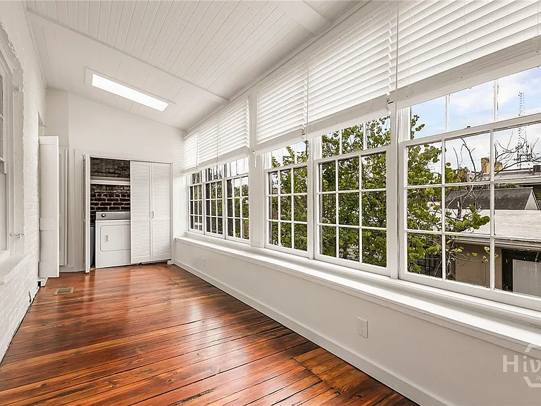 117 E Jones St #PARLOR — Photo 26