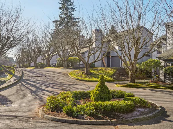 Water's Edge Townhomes