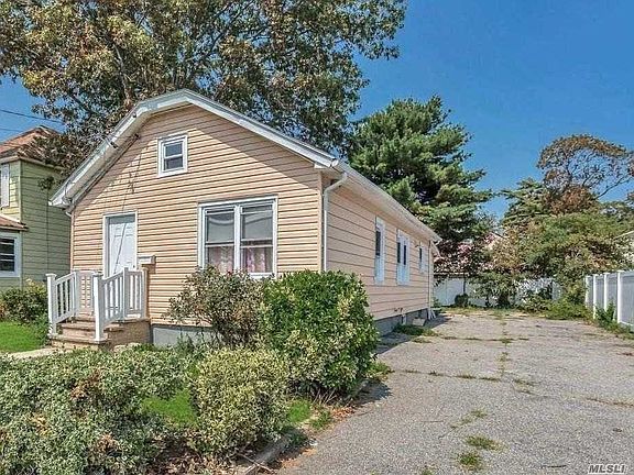 2nd image of 33 Mirin Ave