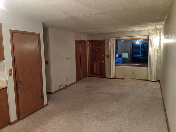 2nd image of 1014 Timothy Dr
