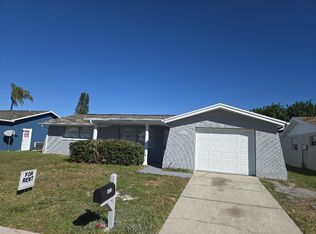 9030 Ledgestone Ln, Port Richey, FL 34668