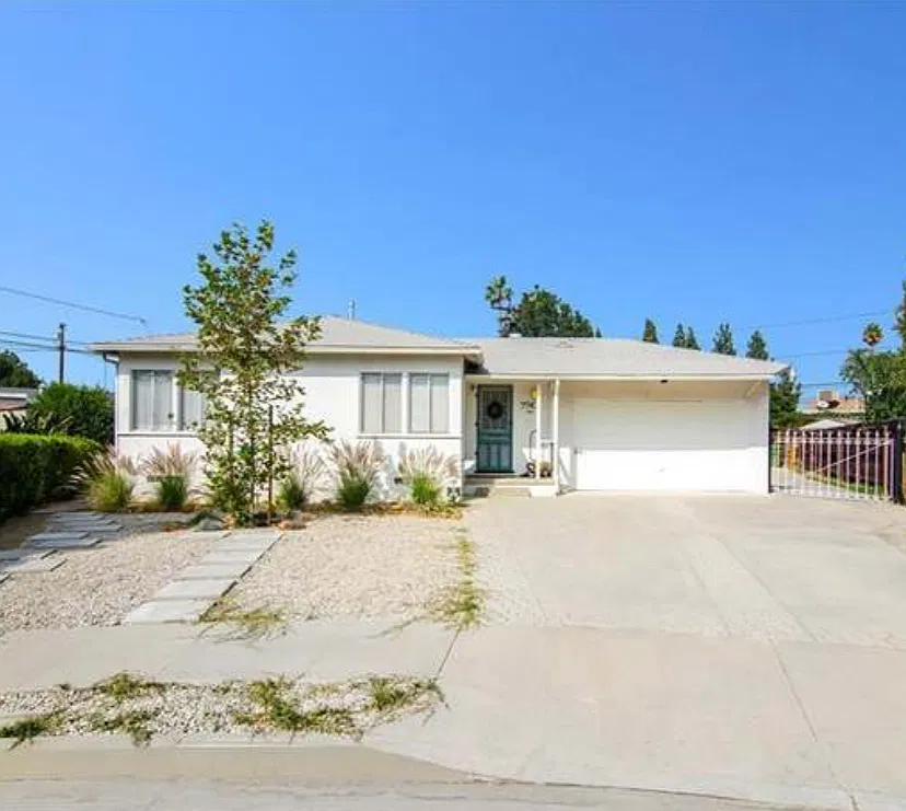7743 Nestle Ave — Photo 1
