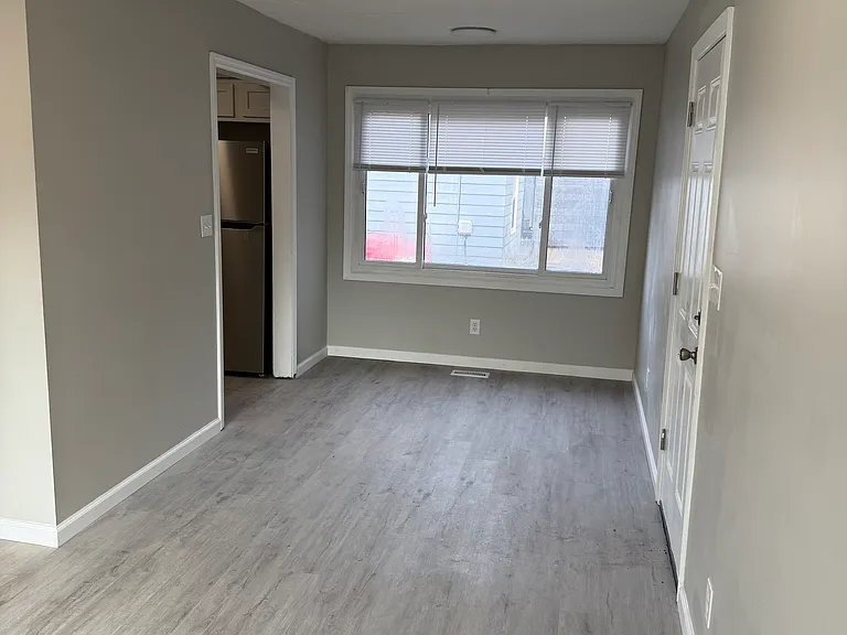 905 N University Blvd — Photo 12