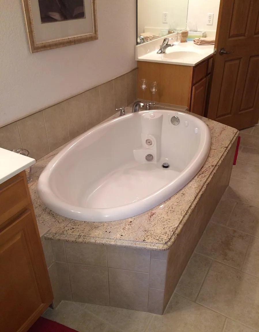 2 bed, 1435 sqft, $2,200 — Photo 3