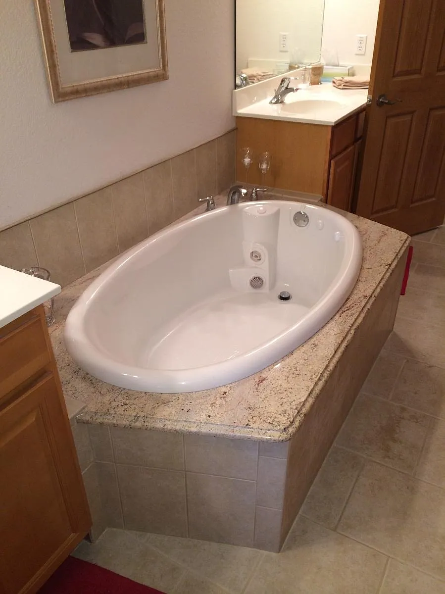 Master Bath Soaking Tub and Double Vanities - 625 Shepherd Ct #106