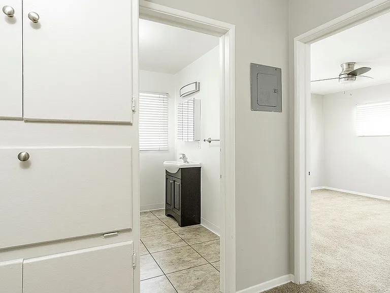 1420 Barrington Way — Photo 16