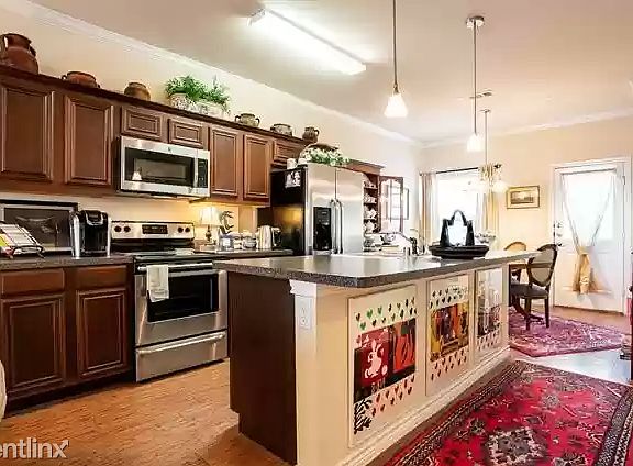 Kitchen - Staged