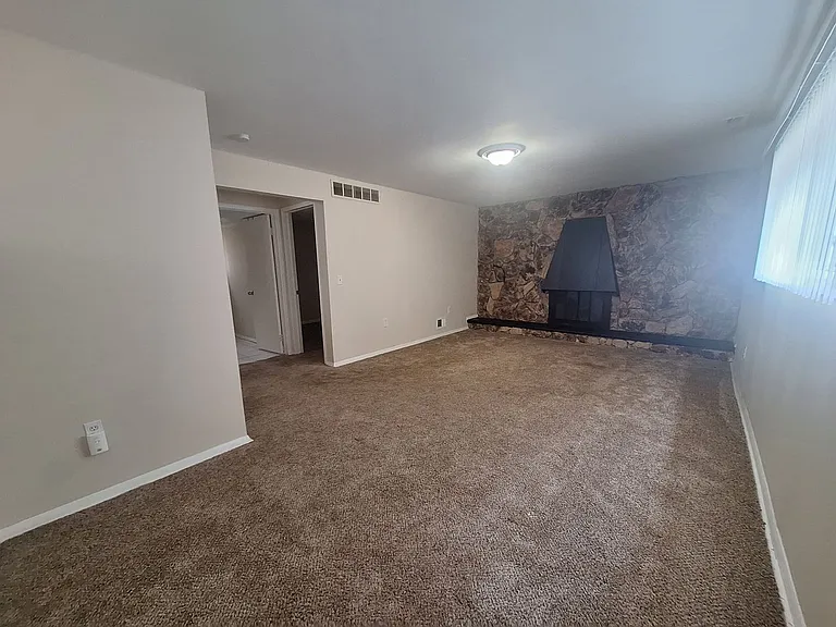 32834 Rosenbusch Dr — Photo 12