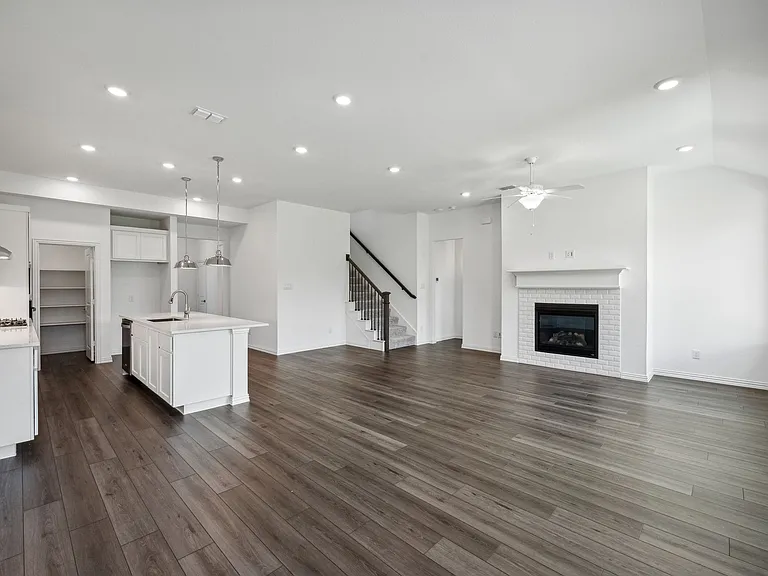 3513 Sunflower St — Photo 7